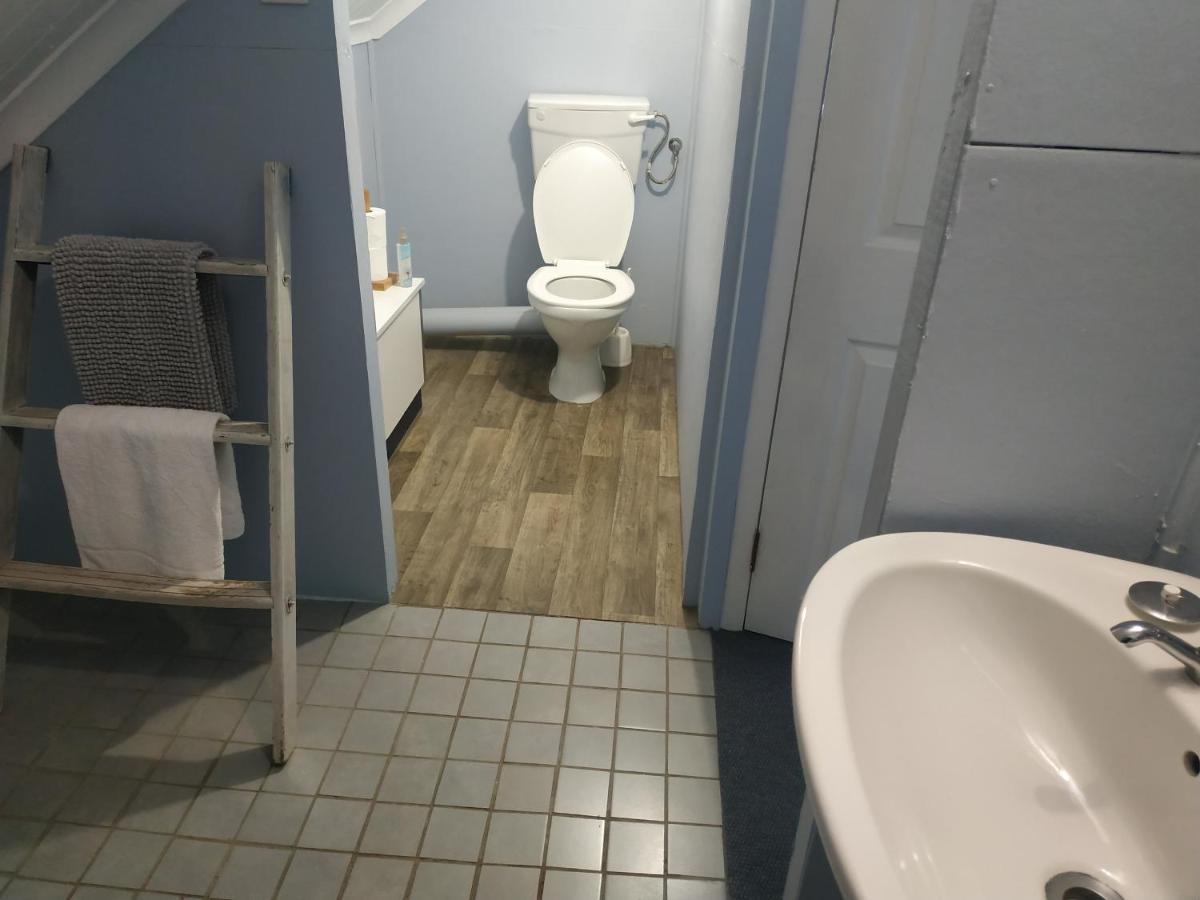 Отель 33 Berg Selfcatering Свеллендам Экстерьер фото