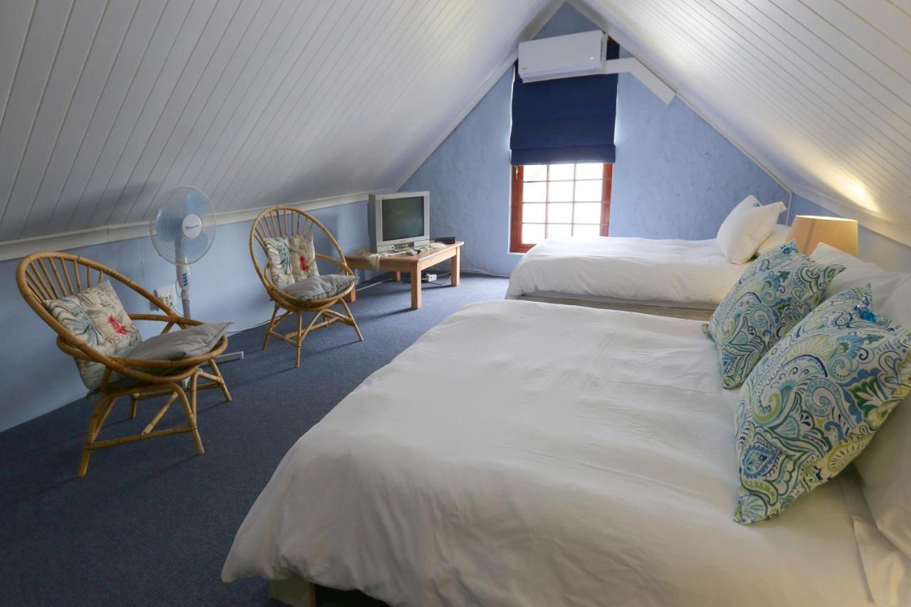 Отель 33 Berg Selfcatering Свеллендам Экстерьер фото