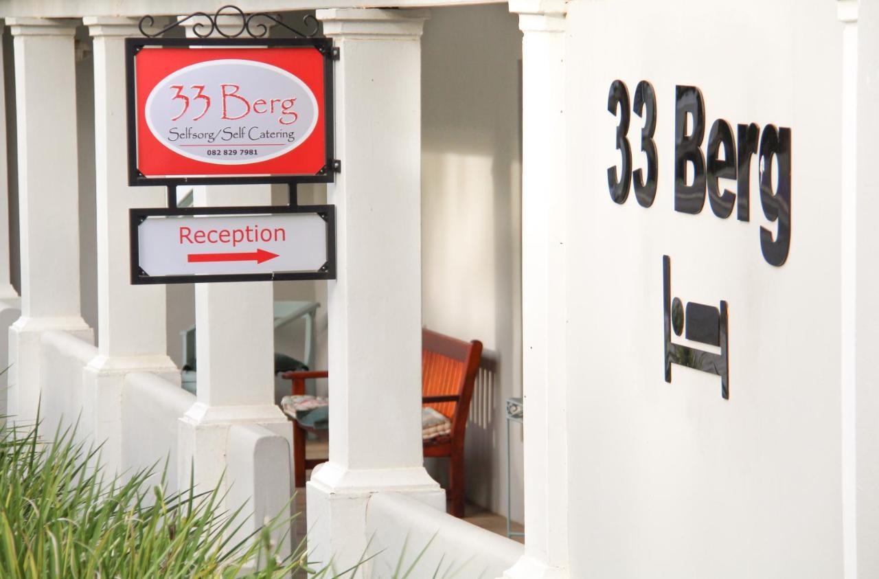 Отель 33 Berg Selfcatering Свеллендам Экстерьер фото